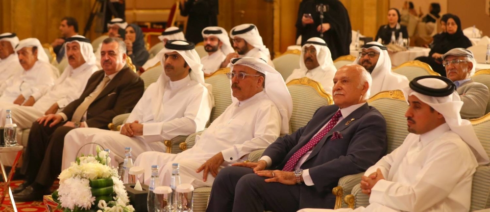 سعادة وزير الثقافة حاضرا فعاليات الملتقى