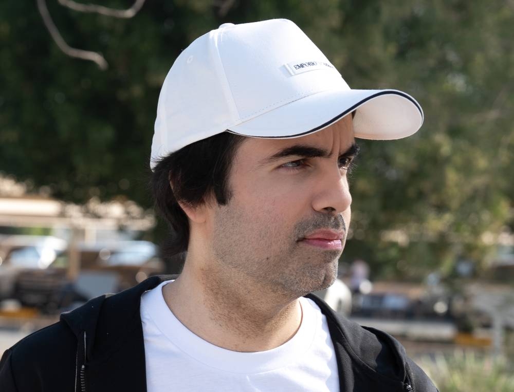 




} سعيد السويدي