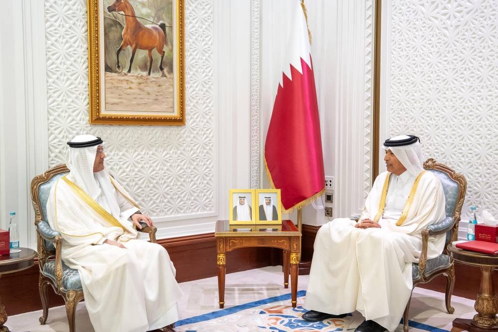رئيس الشورى يجتمع مع السفير الكويتي